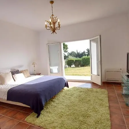 Vila Petit Boucharel *