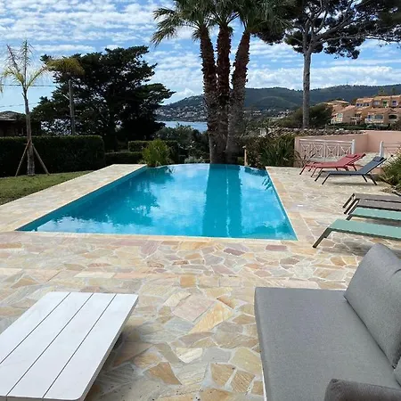 Petit Boucharel Villa