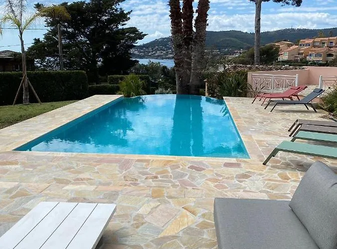 Petit Boucharel Вилла